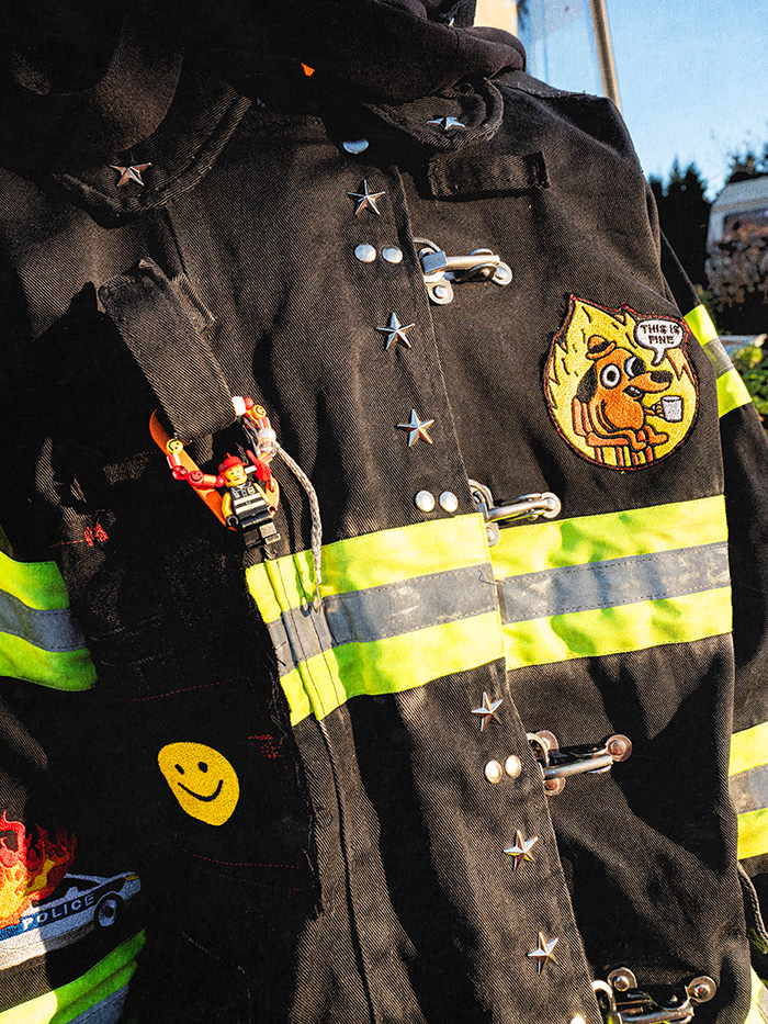 JUST WEIRD STUFF, NOTHING DODGY - Image 5